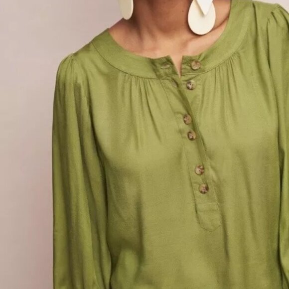 Anthropologie Maeve Kalas Henley Olive Green 3/4 Sleeve Round Neck Blouse SZ M - Picture 2 of 16